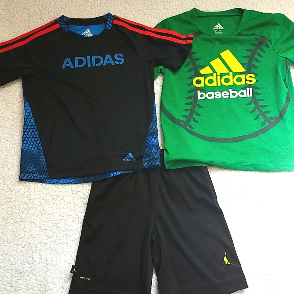 Adidas Boys Athletic bundle of Shirts and shorts, size 5/6